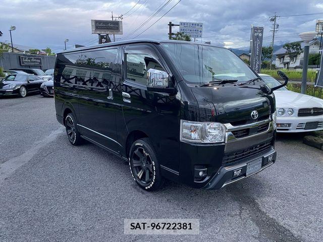 Toyota HIACE VAN 2022-07 8829312-1