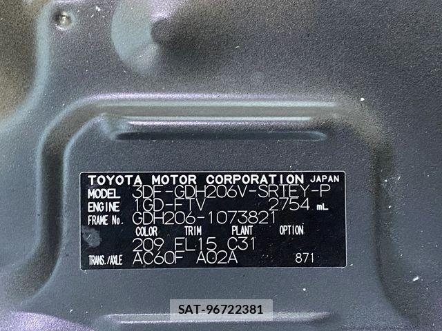 Toyota HIACE VAN 2022-07 8829312-21