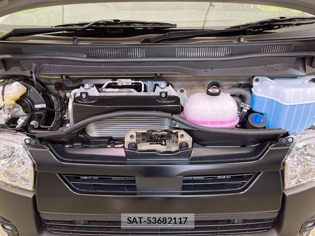 Toyota HIACE VAN 2026-02 8829306-17