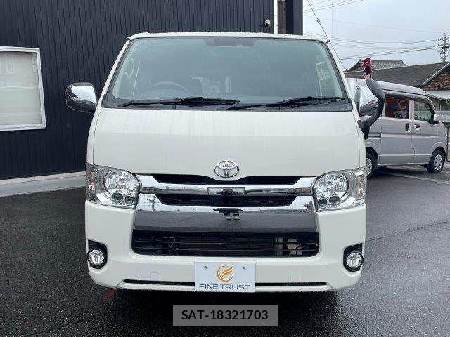Toyota HIACE VAN 2018-04 8829315-16