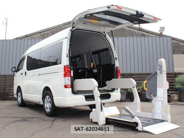 Toyota HIACE VAN 2017-04 8849244-0
