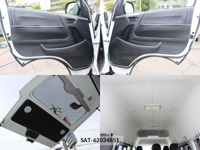 Toyota HIACE VAN 2017-04 8849244-18