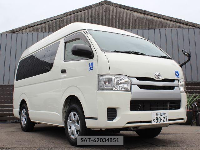 Toyota HIACE VAN 2017-04 8849244-27