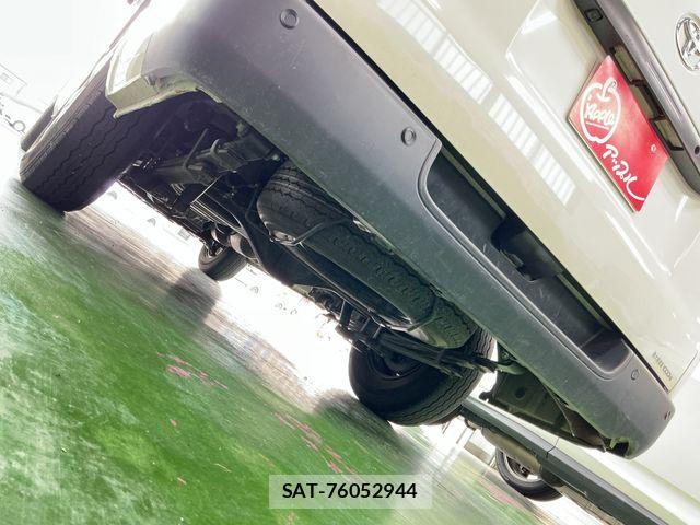 Toyota HIACE VAN 2025-02 8849246-14