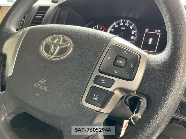Toyota HIACE VAN 2025-02 8849246-7
