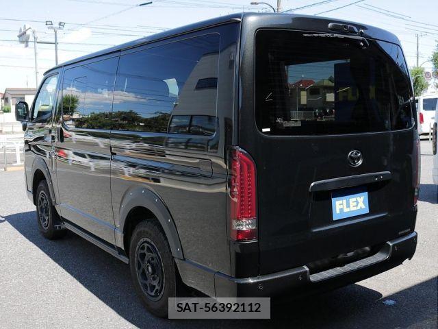 Toyota HIACE VAN 2023-01 8849240-11