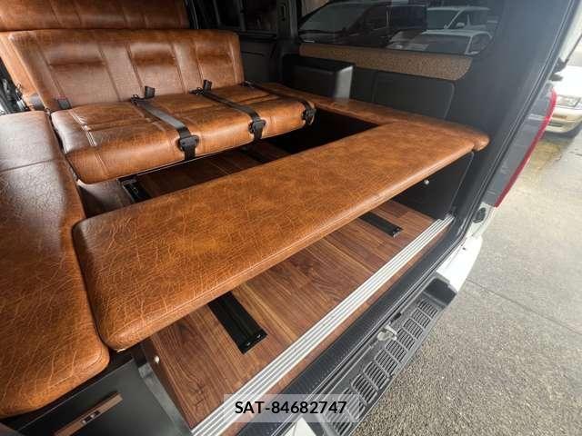 Toyota HIACE VAN 2022-05 8849243-17