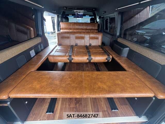 Toyota HIACE VAN 2022-05 8849243-18
