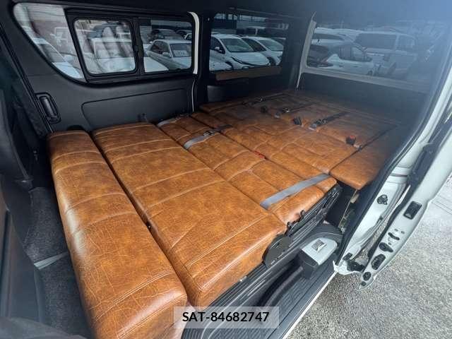Toyota HIACE VAN 2022-05 8849243-20