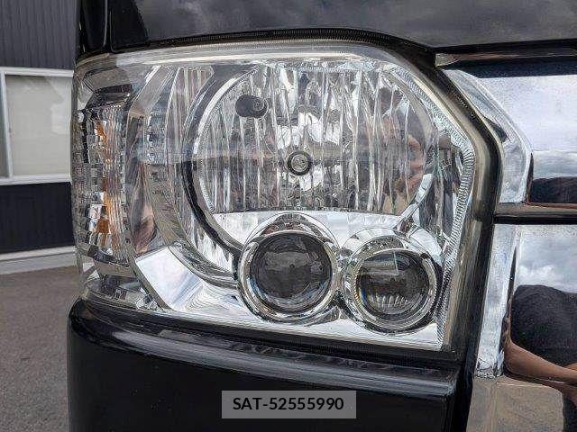 Toyota HIACE VAN 2014-01 8849249-19