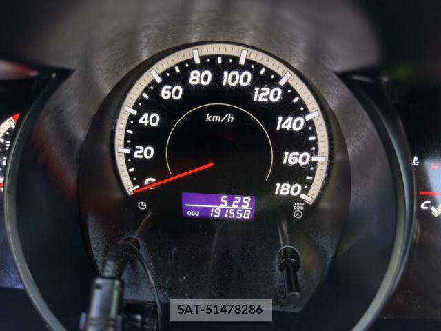 Toyota HIACE VAN 2010-07 8848059-12