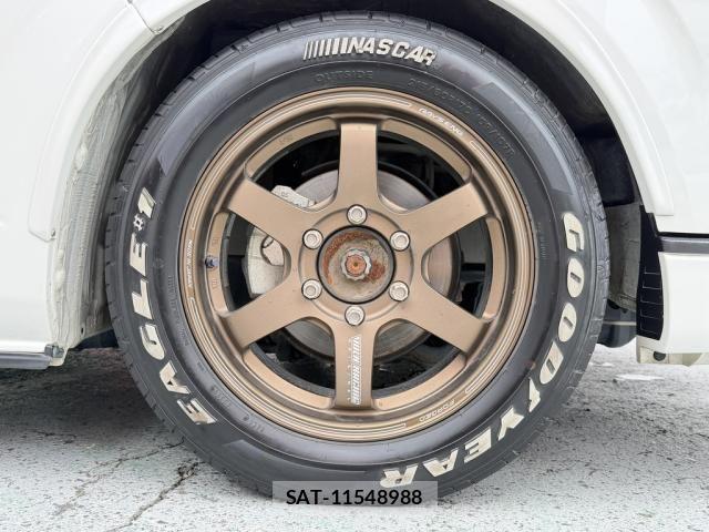 Toyota HIACE VAN 2019-06 8849242-8