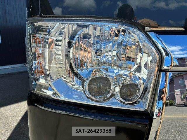 Toyota HIACE VAN 2023-09 8871131-28