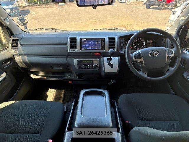 Toyota HIACE VAN 2023-09 8871131-2