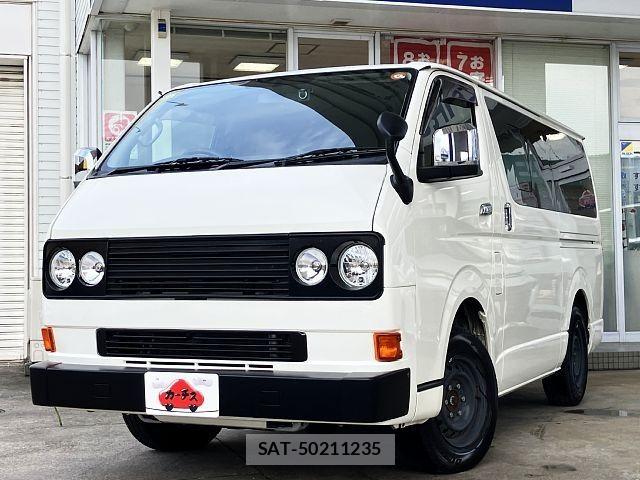 Toyota HIACE VAN 2022-10 8871129-0