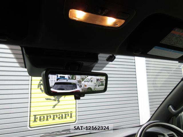 Toyota HIACE VAN 2025-07 8871128-18