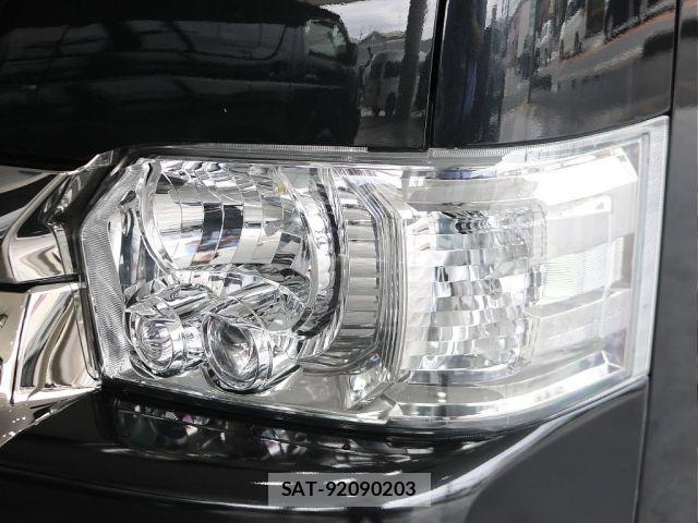 Toyota HIACE VAN 2025-01 8871127-15
