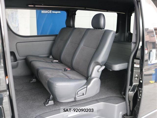 Toyota HIACE VAN 2025-01 8871127-2