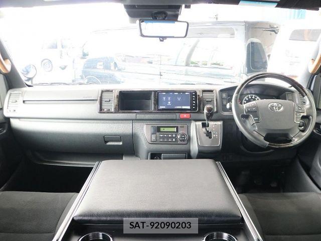 Toyota HIACE VAN 2025-01 8871127-7