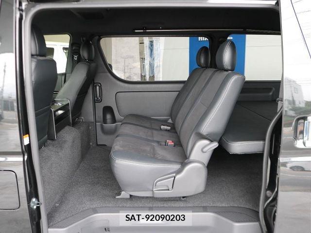 Toyota HIACE VAN 2025-01 8871127-8