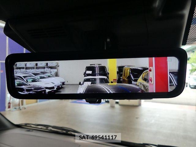 Toyota HIACE VAN 2026-07 8871125-11