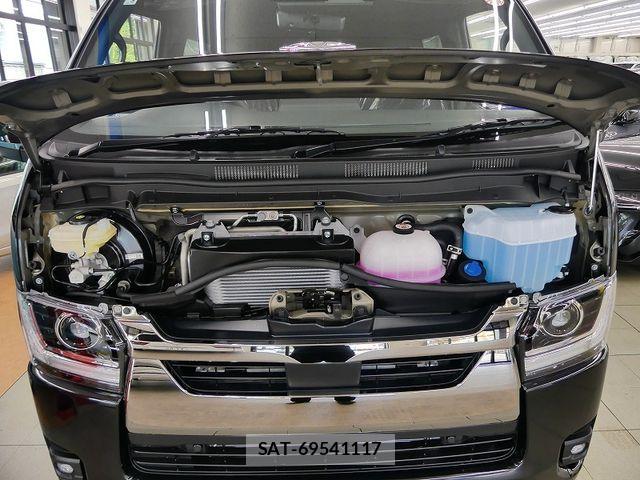 Toyota HIACE VAN 2026-07 8871125-19