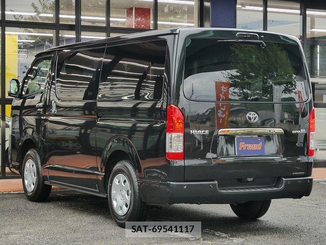 Toyota HIACE VAN 2026-07 8871125-5