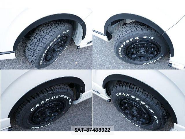 Toyota HIACE VAN 2025-01 8871124-14