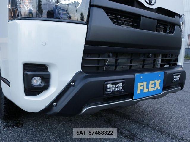 Toyota HIACE VAN 2025-01 8871124-3