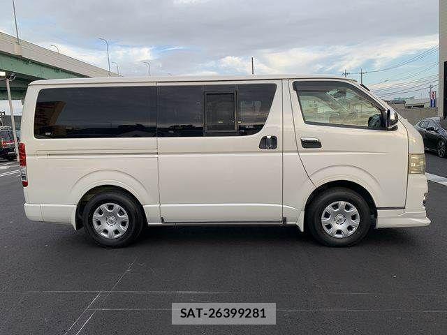 Toyota HIACE VAN 2010-09 8880013-16