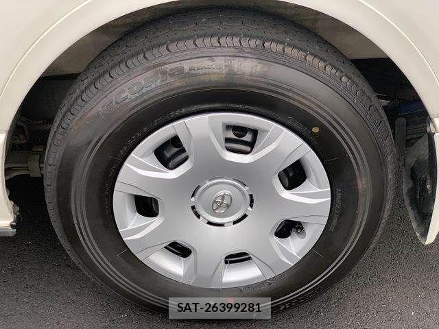 Toyota HIACE VAN 2010-09 8880013-28