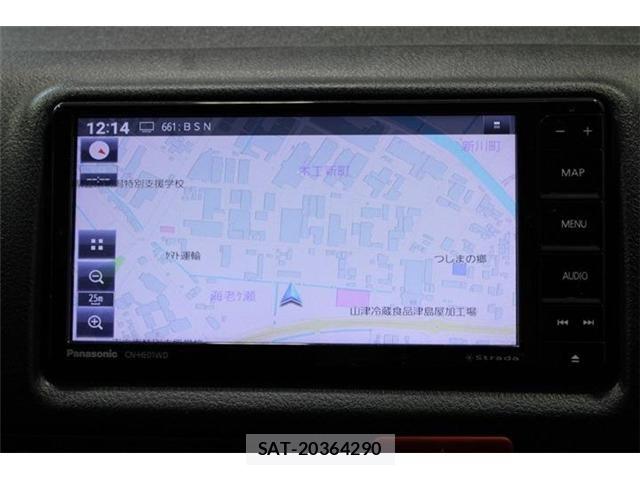 Toyota HIACE VAN 2022-04 8880006-1