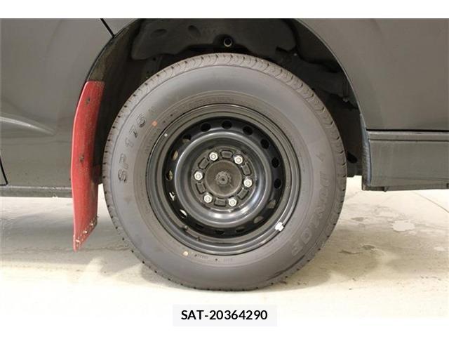 Toyota HIACE VAN 2022-04 8880006-21