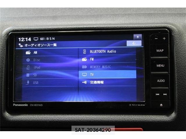Toyota HIACE VAN 2022-04 8880006-2