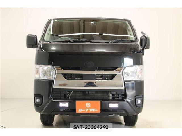 Toyota HIACE VAN 2022-04 8880006-6
