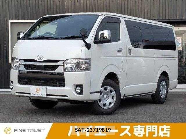 Toyota HIACE VAN 2022-03 8880007-0