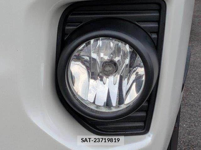 Toyota HIACE VAN 2022-03 8880007-24