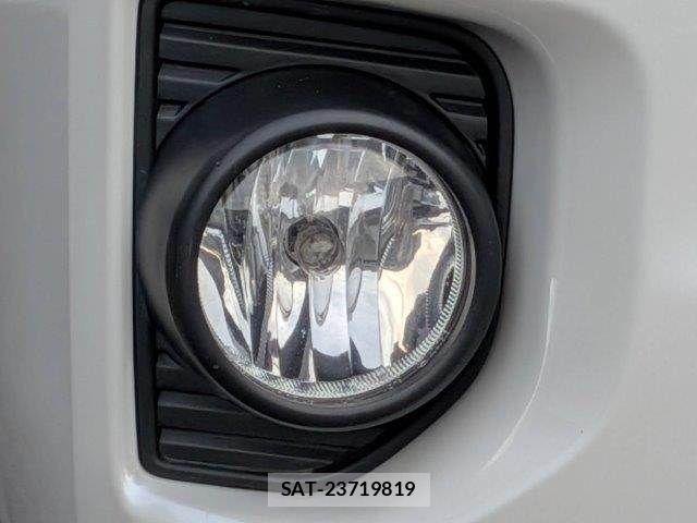 Toyota HIACE VAN 2022-03 8880007-25
