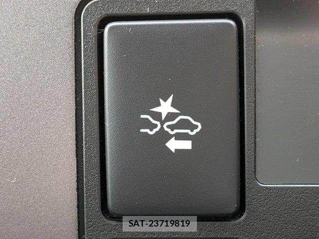 Toyota HIACE VAN 2022-03 8880007-7
