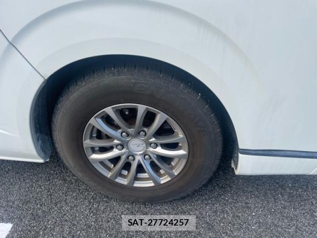Toyota HIACE VAN 2019-11 8880005-9