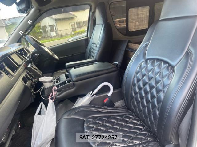 Toyota HIACE VAN 2019-11 8880005-14