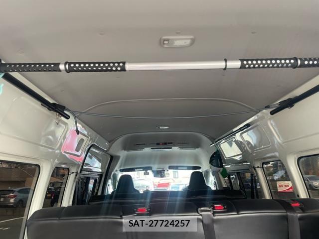 Toyota HIACE VAN 2019-11 8880005-20