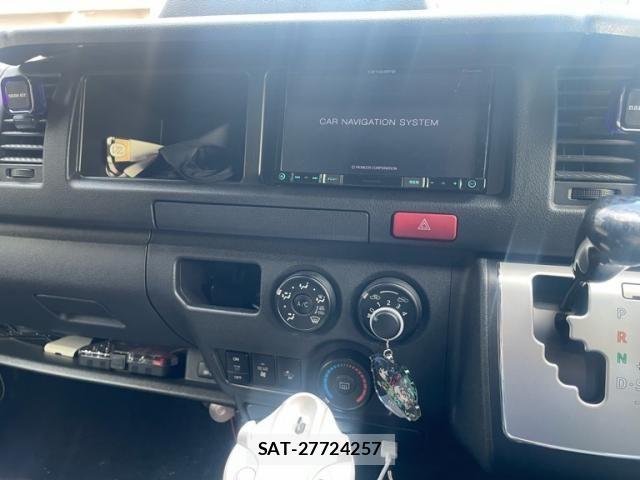 Toyota HIACE VAN 2019-11 8880005-24