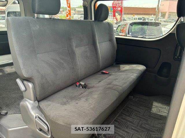 Toyota HIACE VAN 2020-08 8880008-14
