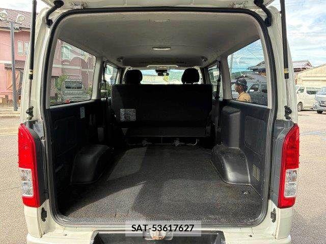 Toyota HIACE VAN 2020-08 8880008-15