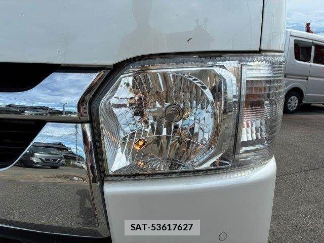 Toyota HIACE VAN 2020-08 8880008-27