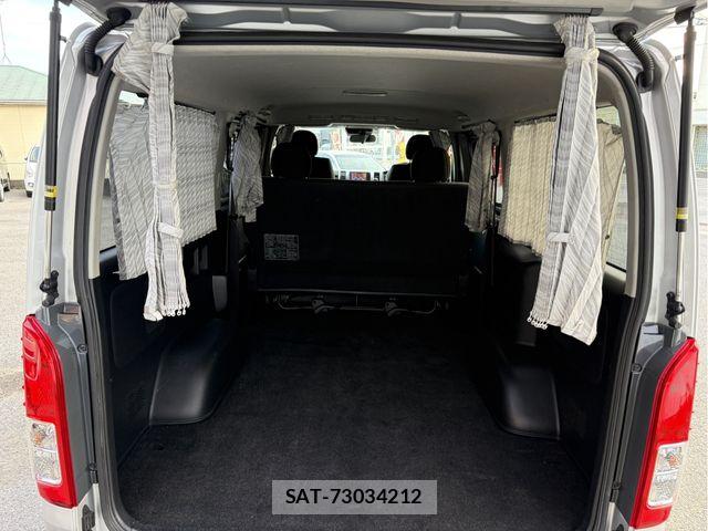 Toyota HIACE VAN 2019-09 8880011-9