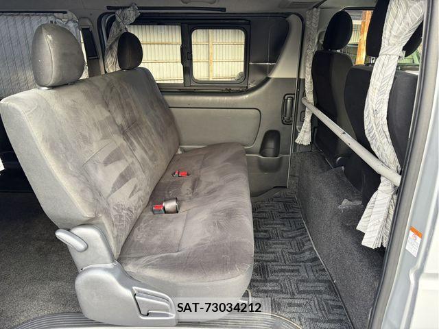 Toyota HIACE VAN 2019-09 8880011-11