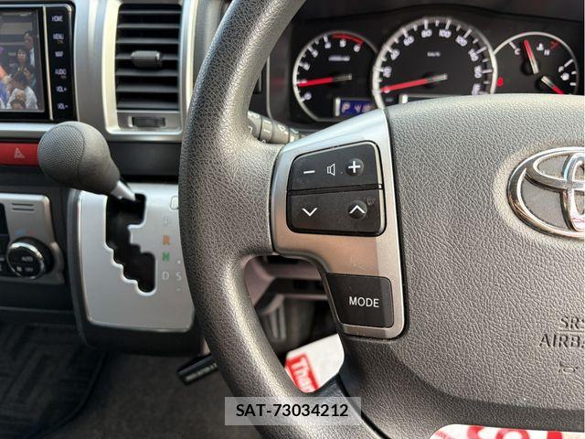 Toyota HIACE VAN 2019-09 8880011-15