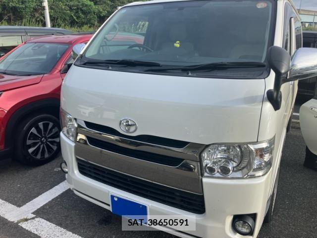 Toyota HIACE VAN 2017-01 8880010-1